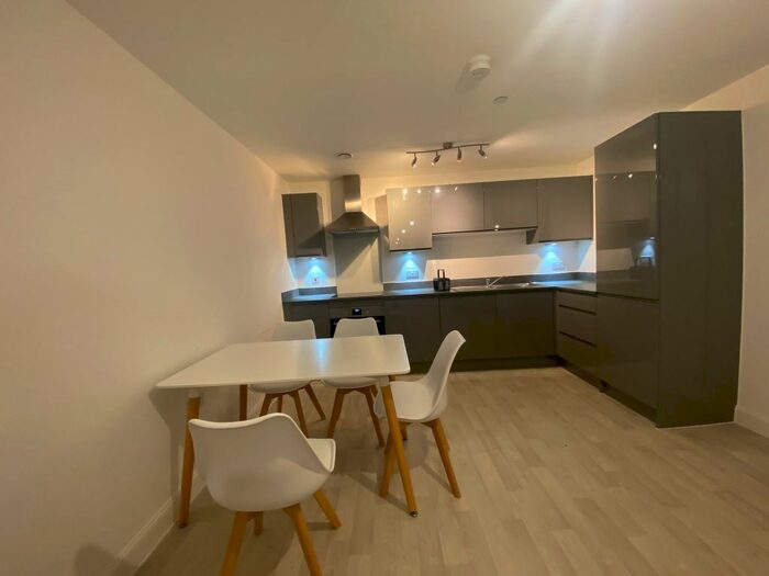 2 Bedroom Flat To Rent In St. Lukes Road, Birmingham, B5