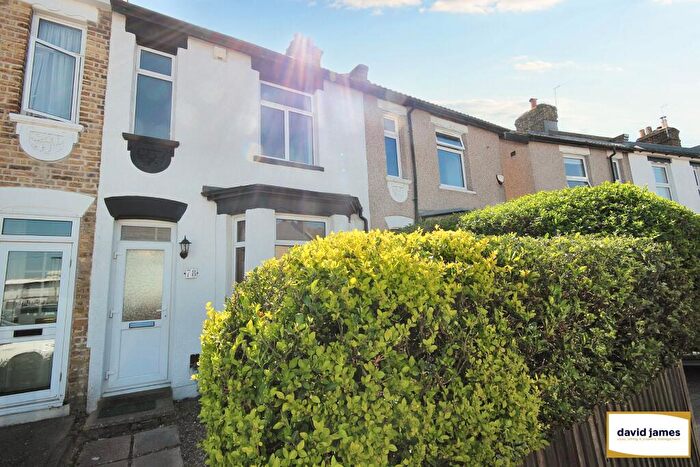 2 Bedroom Terraced House For Sale In Homesdale Road, Bromley, BR2