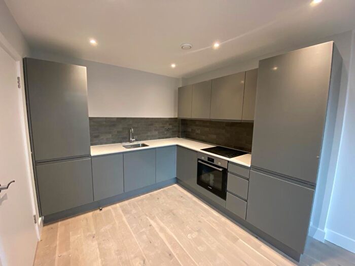 1 Bedroom Apartment To Rent In Romsey Road, Southampton, SO16