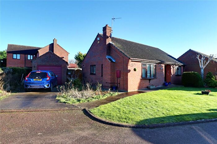 2 Bedroom Bungalow For Sale In Blacksmiths Close, Barrow-upon-Humber, Lincolnshire, DN19