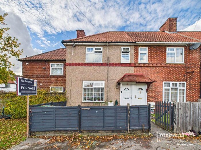 2 Bedroom End Of Terrace House For Sale In Orange Hill Road, Edgware, Middlesex, HA8