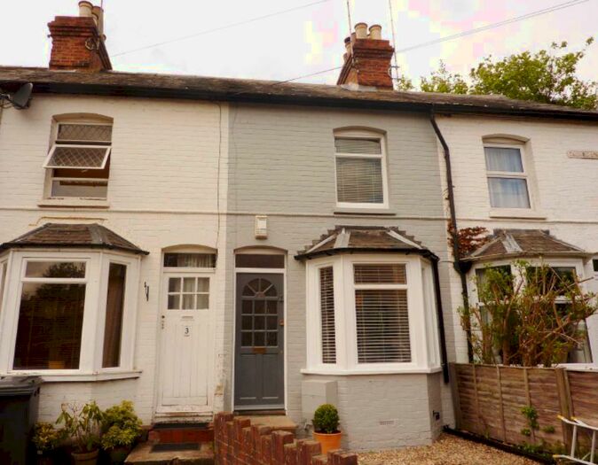 2 Bedroom Terraced House To Rent In Glenbeigh Terrace, RG1