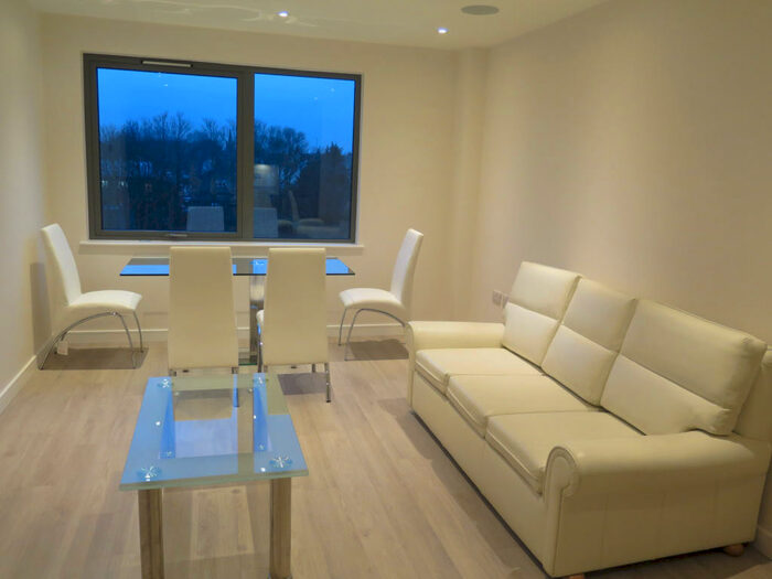 2 Bedroom Apartment To Rent In Friern Barnet Road, London, N11