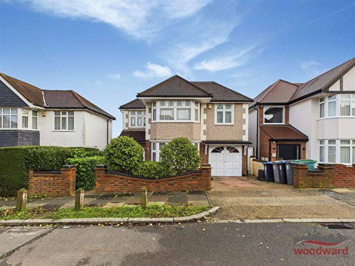 4 Bedroom Detached House For Sale In Bengeworth Road, Harrow, HA1