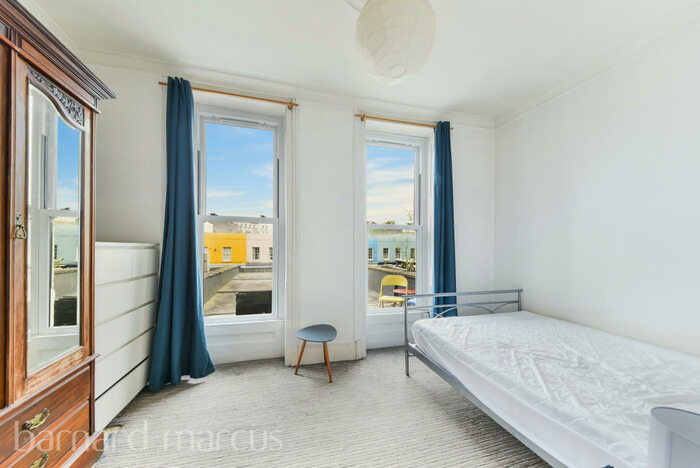 2 Bedroom Flat To Rent In Kennington Road, London, SE11