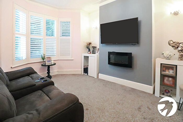3 Bedroom Terraced House For Sale In Friday Road, Erith, DA8