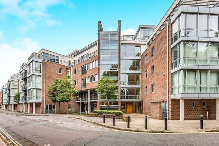 1 Bedroom Flat To Rent In Bonfire Corner, Portsmouth, PO1