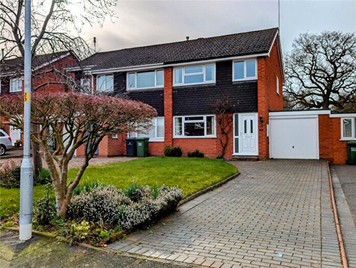 3 Bedroom Semi-Detached House For Sale In Abberley Avenue, Stourport-on-Severn, Worcestershire, DY13