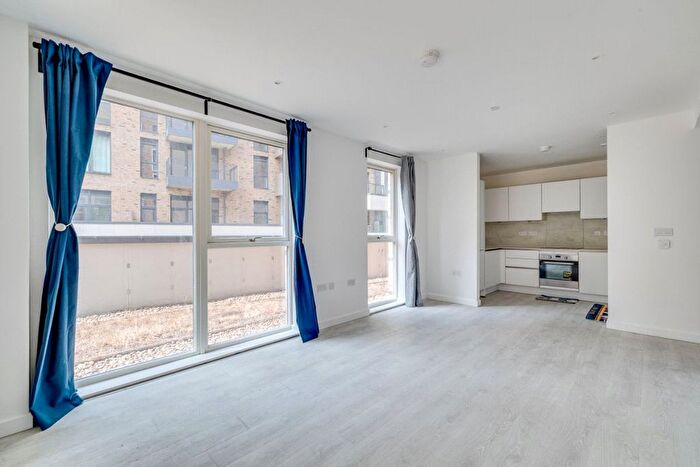 2 Bedroom Flat For Sale In Unity Lane, Hounslow, TW3