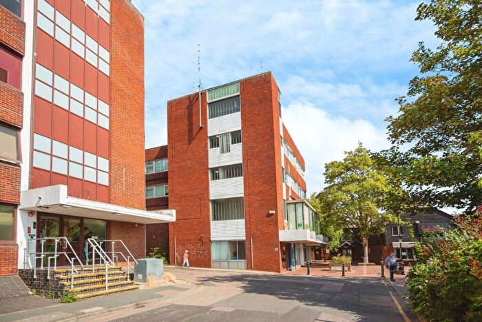 2 Bedroom Flat To Rent In Roman Square, Sittingbourne, Kent, ME10