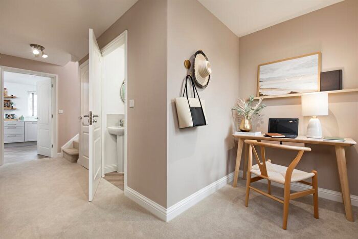 4 Bedroom Detached House For Sale In The Spinworks, Aylesbury, HP19