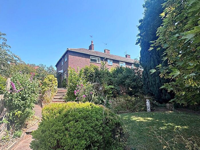 3 Bedroom End Of Terrace House For Sale In Finham Road, Kenilworth, CV8
