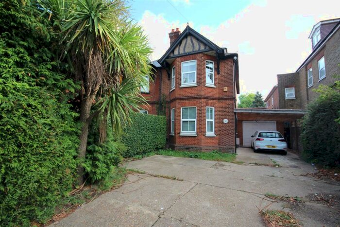 6 Bedroom House To Rent In Woodbridge Road, Guildford, GU1