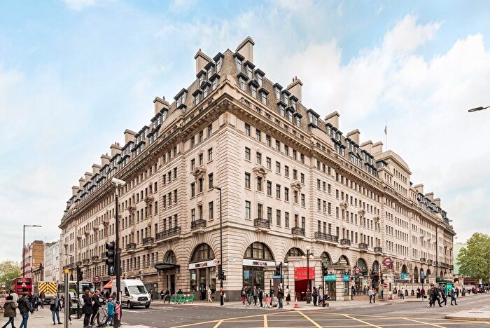 2 Bedroom Flat For Sale In Baker Street, London, NW1