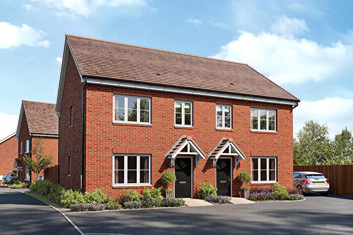 3 Bedroom End Of Terrace House For Sale In Off Worral Drive, Peters Village Wouldham, ME1