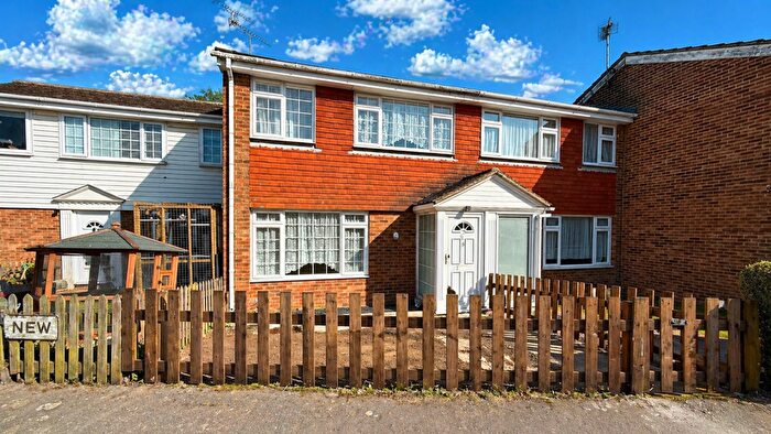 3 Bedroom Terraced House For Sale In Waterside View, Warden, Sheerness, Kent, ME12