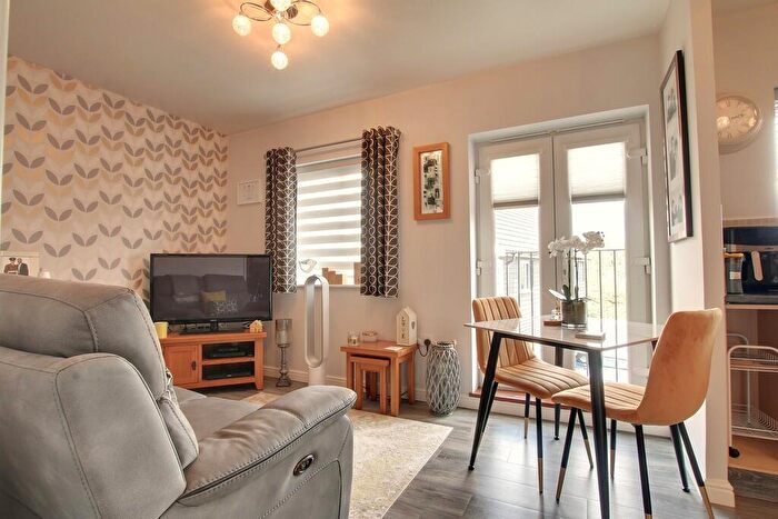 2 Bedroom Apartment For Sale In Heron Way, Benwick, PE15