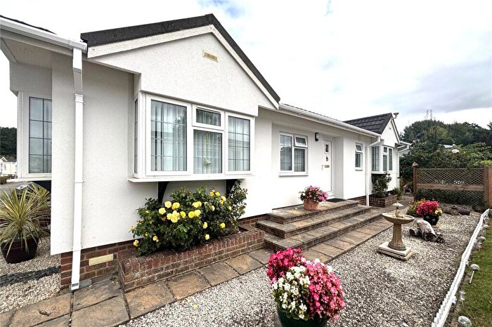 2 Bedroom Mobile Home For Sale In Old Basing, Basingstoke, RG24