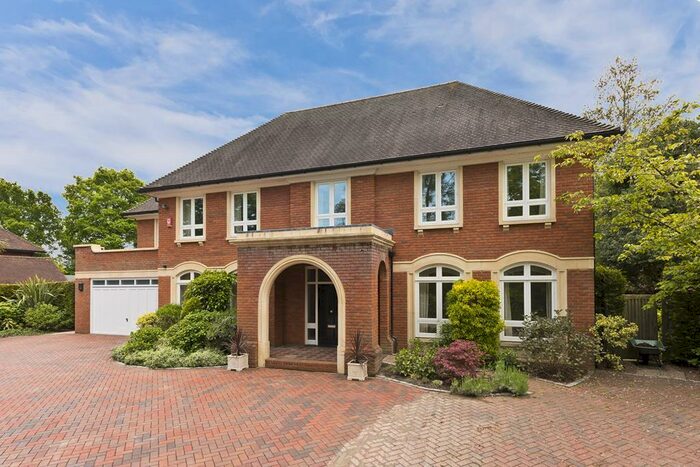 7 Bedroom Detached House To Rent In Ashley Drive, Walton On Thames, KT12
