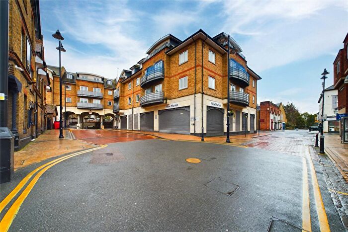 2 Bedroom Apartment To Rent In King Street, Maidenhead, Berkshire, SL6