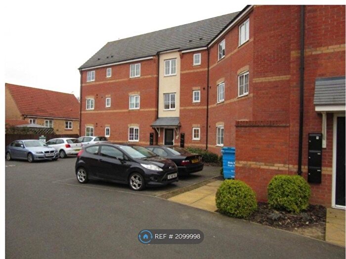2 Bedroom Flat To Rent In Stackyard Close, Braunstone, Leicester, LE3