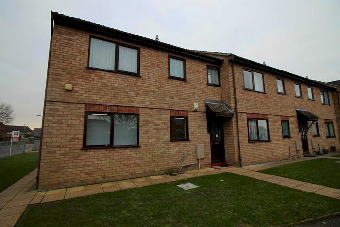 1 Bedroom Flat To Rent In Grange Court, Battisford Drive, Clacton-On-Sea CO16
