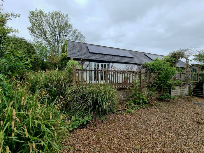 2 Bedroom House To Rent In Ashill, Cullompton, EX15