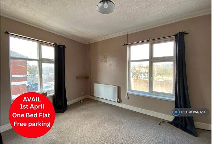 1 Bedroom Flat To Rent In Swanscombe Road, Leicester, LE2