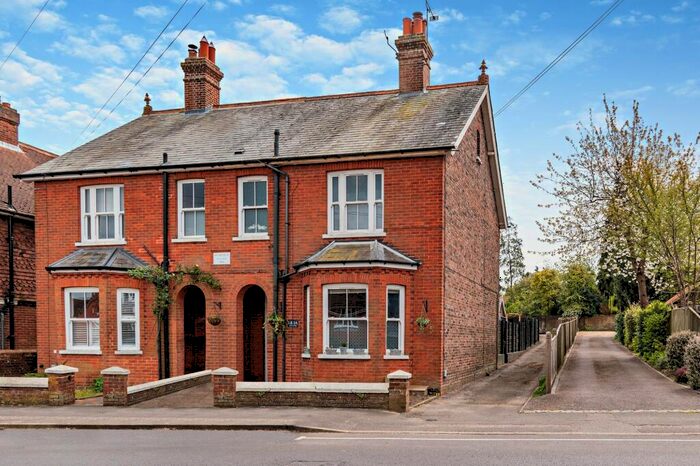 1 Bedroom Apartment To Rent In Cranston Road, East Grinstead, RH19