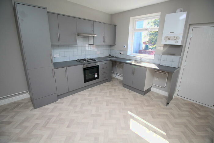 2 Bedroom End Of Terrace House To Rent In Claypit Lane, Rawmarsh, S62