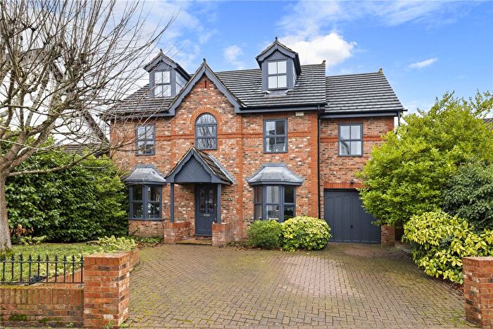 5 Bedroom Detached House For Sale In Matham Road, East Molesey, KT8