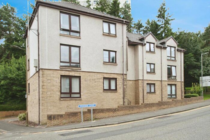 2 Bedroom Flat For Sale In Woodside Court, Falkirk, FK1