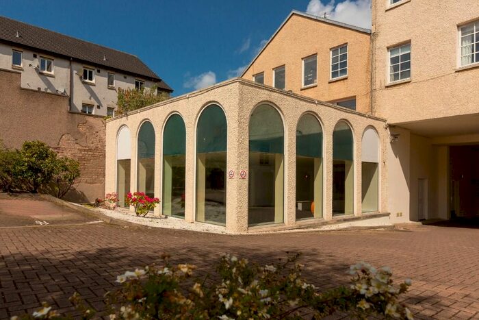 3 Bedroom Flat To Rent In Caledonian Crescent, Dalry, Edinburgh, EH11