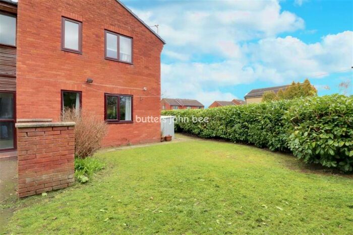 1 Bedroom Flat To Rent In Alundale Street, CW7