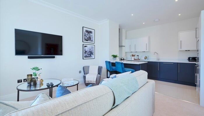 2 Bedroom Flat To Rent In Rainville Road, London, W6