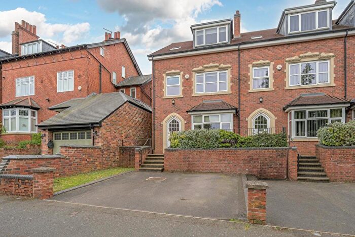 5 Bedroom Town House For Sale In Vernon Road, Birmingham, B16