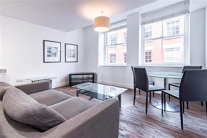 2 Bedroom Flat To Rent In Hounds Gate, Nottingham, NG1