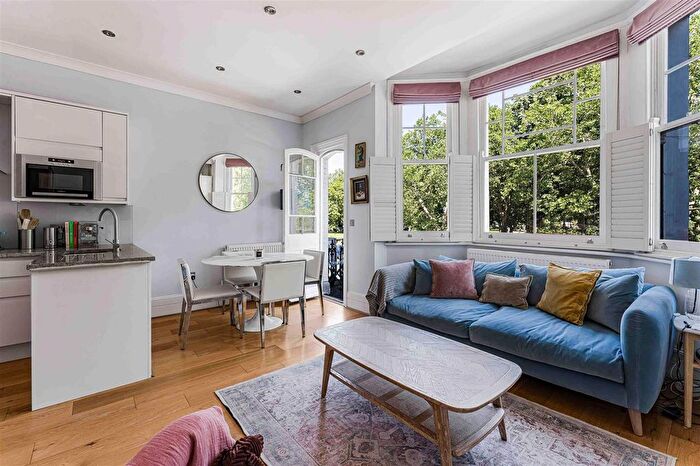 1 Bedroom Flat For Sale In New King's Road, London, SW6