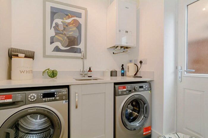 4 Bedroom Detached House For Sale In Pippin Close, Off Mayors Road, Claverham, BS49