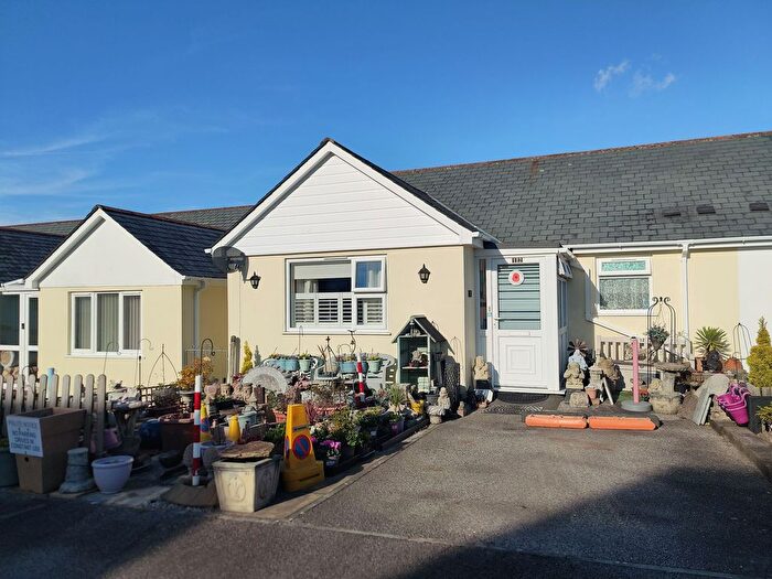 1 Bedroom Semi Detached Bungalow For Sale In The Mowie, Indian Queens, TR9