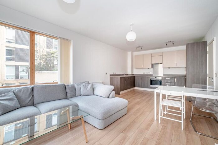 2 Bedroom Apartment To Rent In Silvertown Square, E16