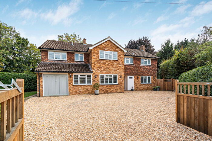 5 Bedroom Detached House For Sale In Horseshoe Lane West Merrow, GU1