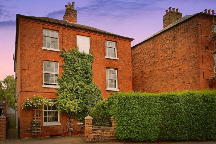 4 Bedroom Detached House For Sale In Loves Grove, Worcester, Worcestershire, WR1