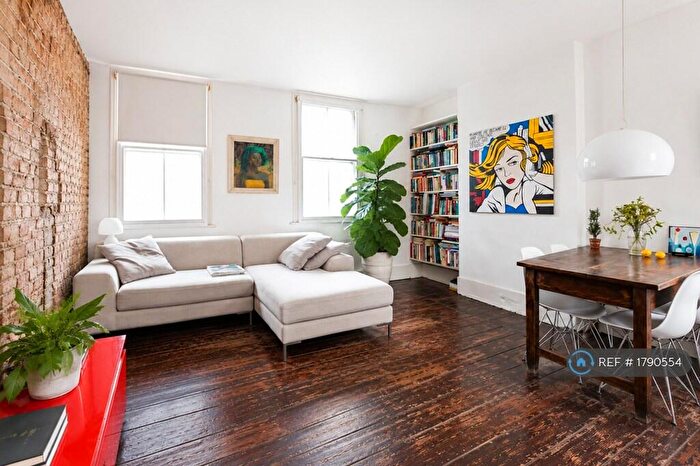 2 Bedroom Terraced House To Rent In Kingsland Road, London, E2