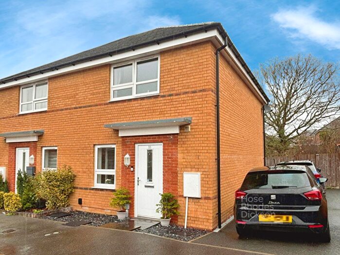 3 Bedroom Semi-Detached House For Sale In Wintergreen Gardens, Newport, Isle Of Wight, PO30
