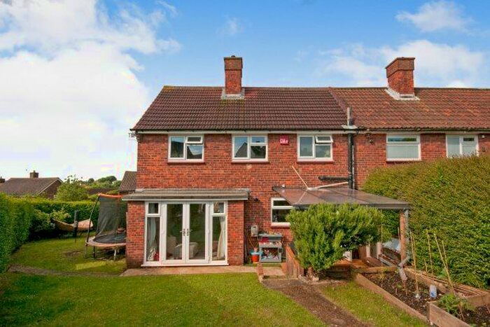 2 Bedroom Property To Rent In Dunster Close, Brighton, BN1