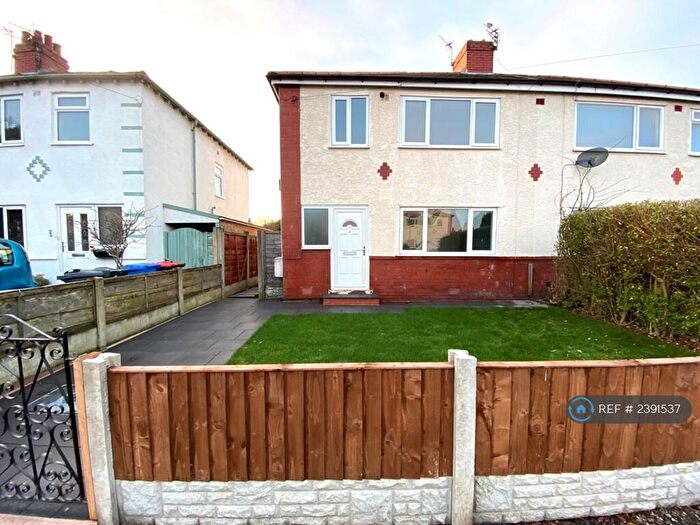 3 Bedroom Semi-Detached House To Rent In Carlisle Grove, Thornton-Cleveleys, FY5