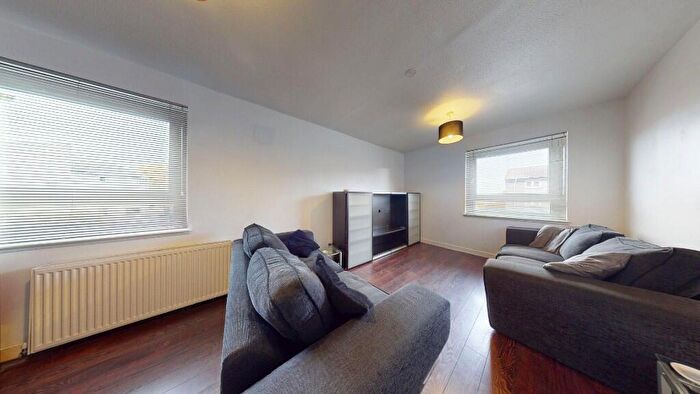 2 Bedroom Flat For Sale In Castleton Way, Aberdeen, Aberdeenshire, AB16