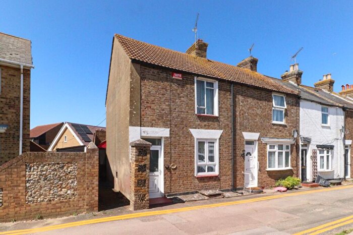 3 Bedroom End Of Terrace House For Sale In Mill Row, Birchington, Kent, CT7