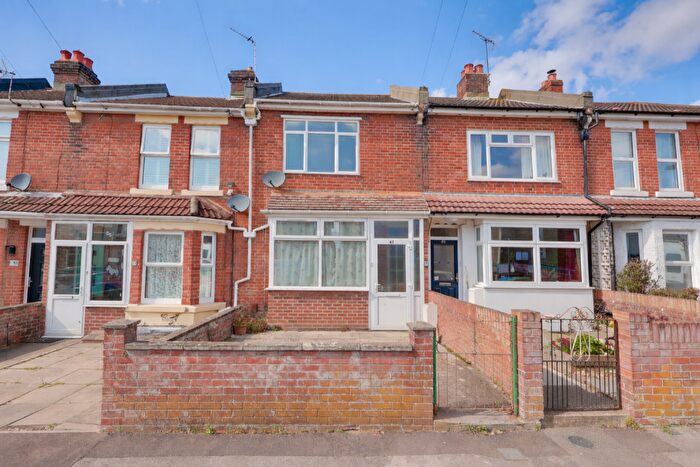 2 Bedroom Terraced House For Sale In Manor Road North, Itchen, SO19